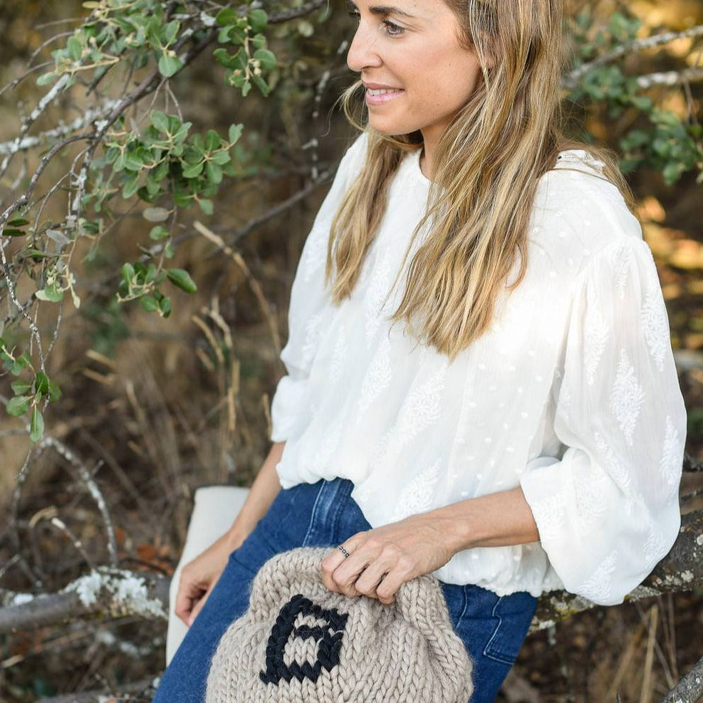 Belén de Mi Pequeña Tribu con Bolso de punto tejido a dos agujas personalizado de MöMMOT