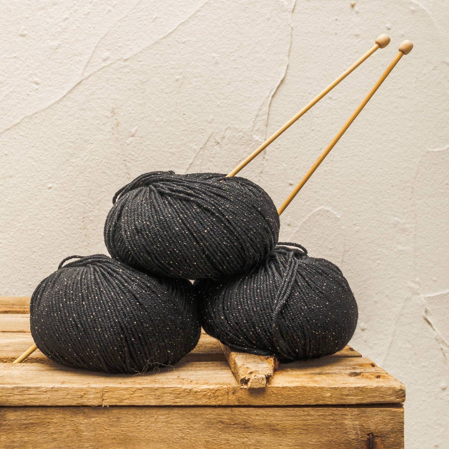 #3.5 Lana Fina · Negro Glitter