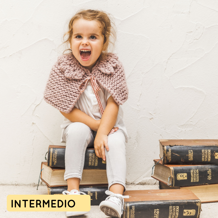 Kit de tejer capa volante niña