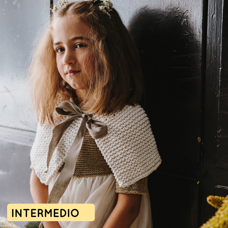 Kit para tejer capa de comunión de niña