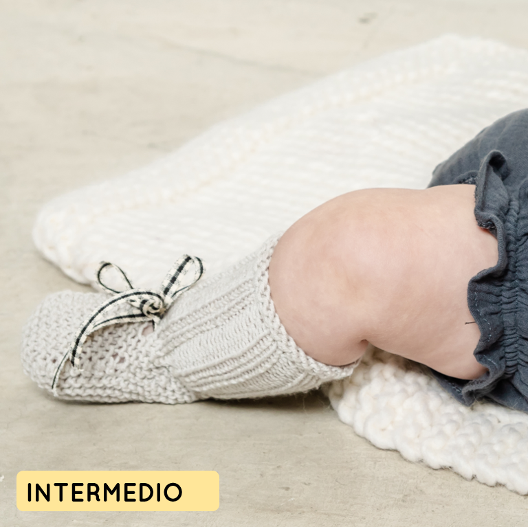 Kit de tejer patucos de botita