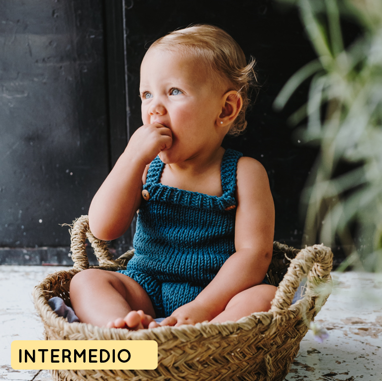 Kit para tejer peto de punto de bebe