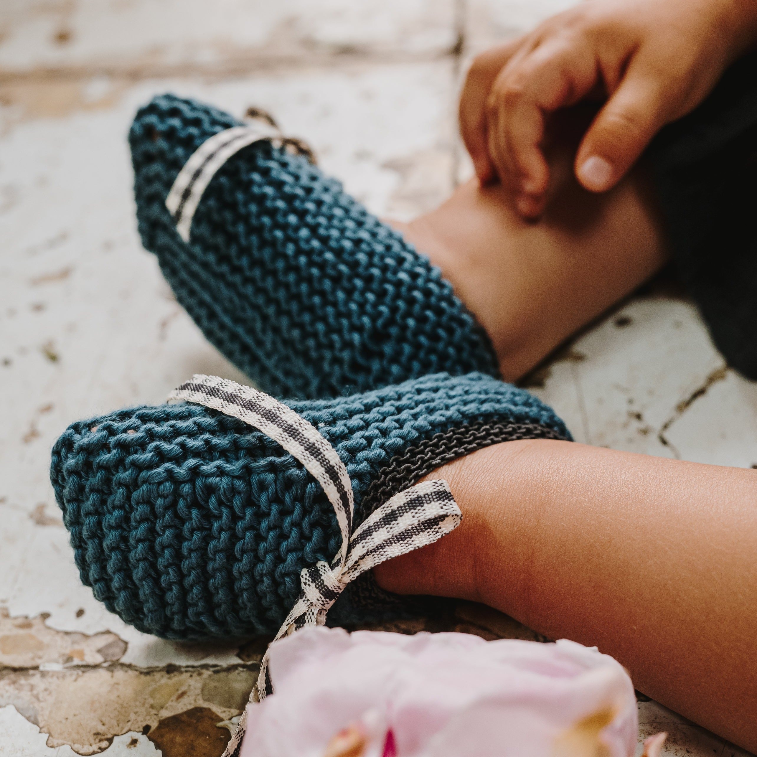 Patucos de punto con hilo elástico de MöMMOT