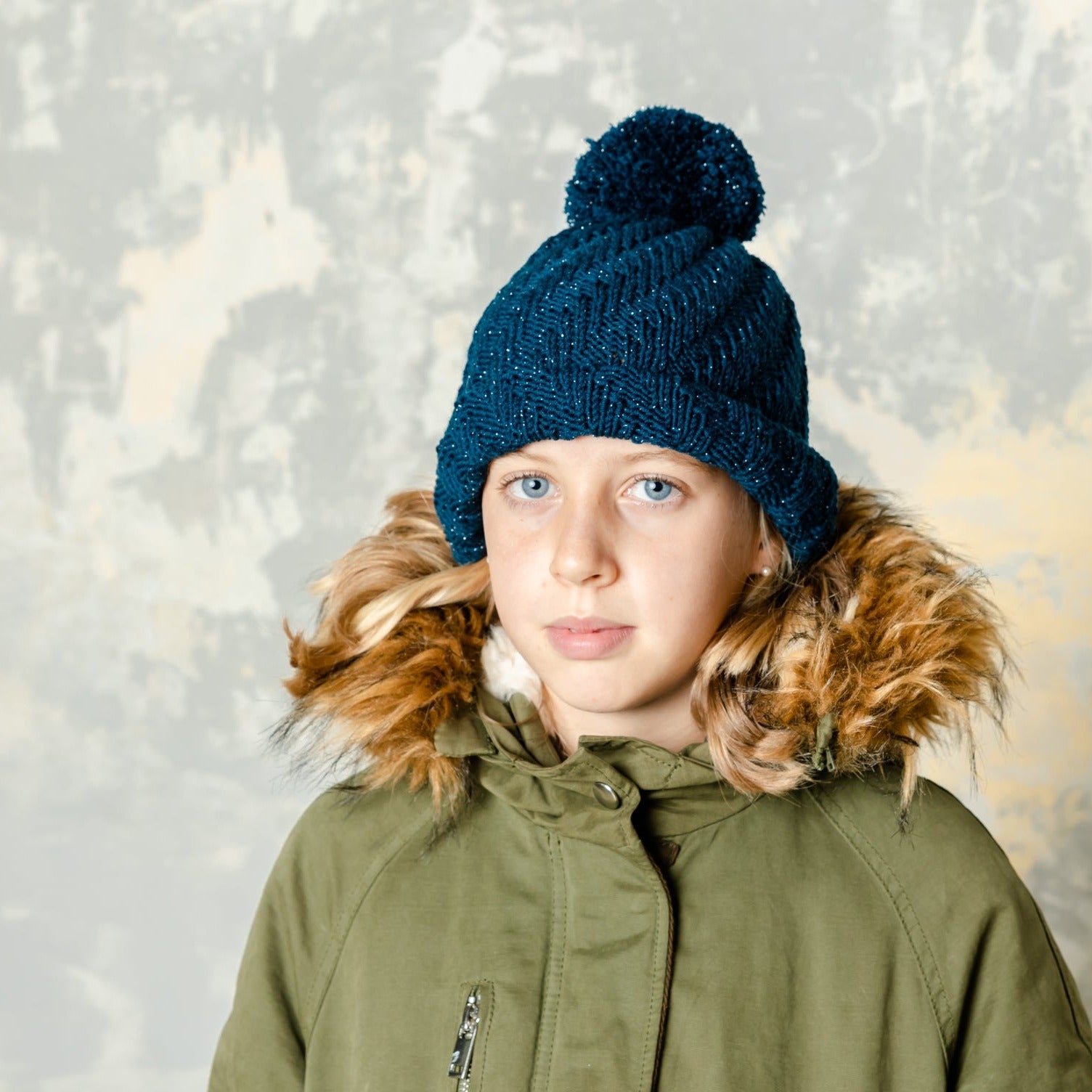 Gorro de punto tejido con patrón de MöMMOT