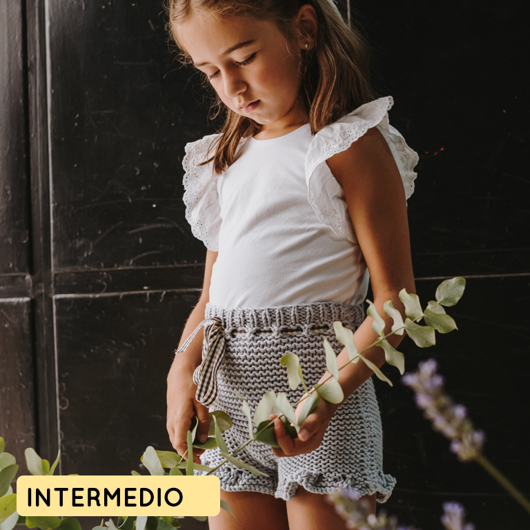 Patron para tejer culotte con volantes de niña