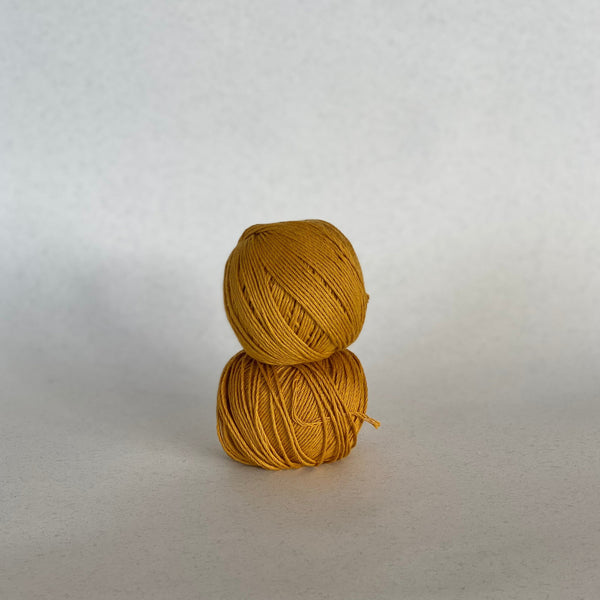 Mini-Ovillos de algodón orgánico color mostaza para croché